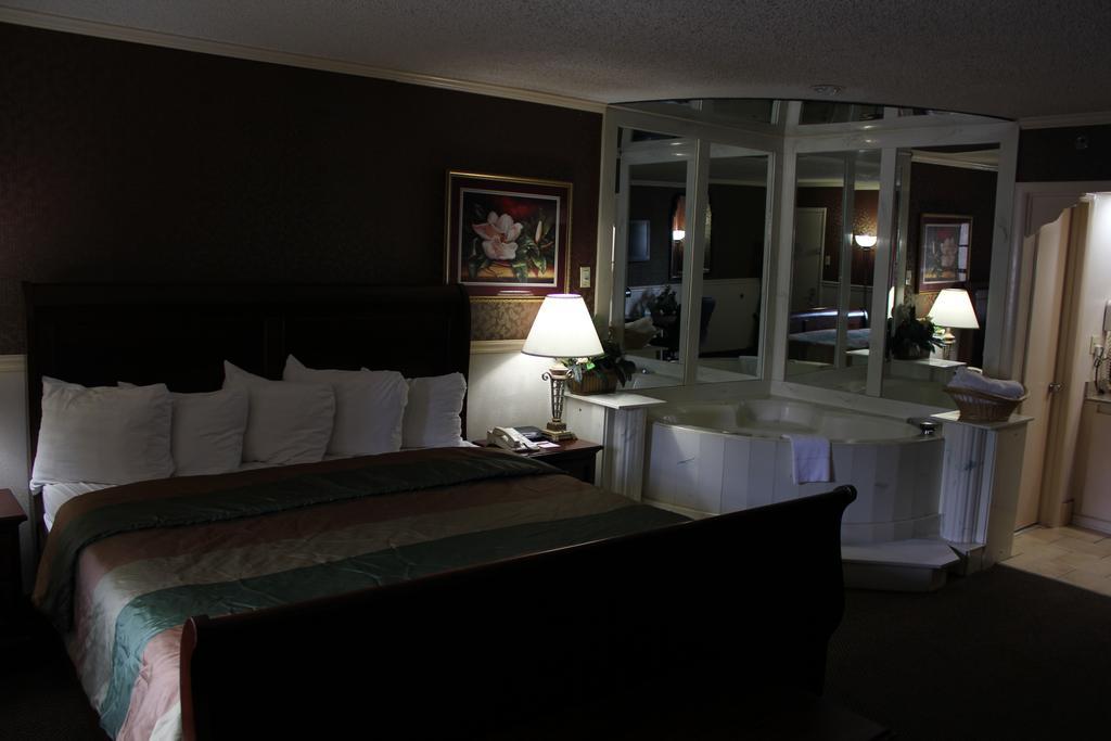 Rodeway Inn & Suites Nashville Bagian luar foto